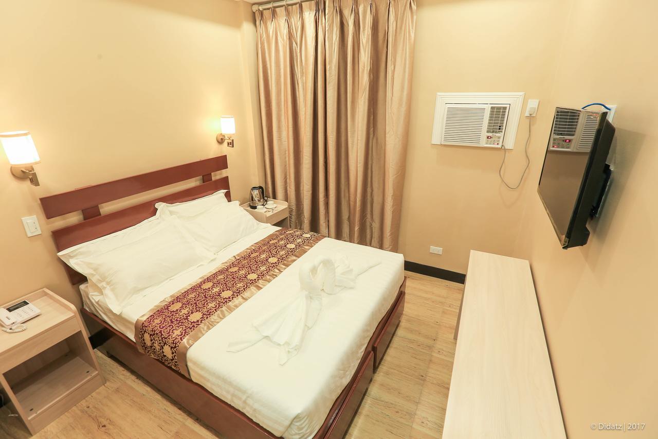 Southview Hotel Dumaguete City Екстер'єр фото