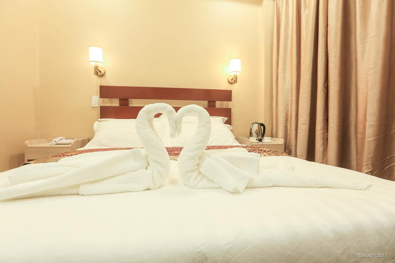 Southview Hotel Dumaguete City Екстер'єр фото