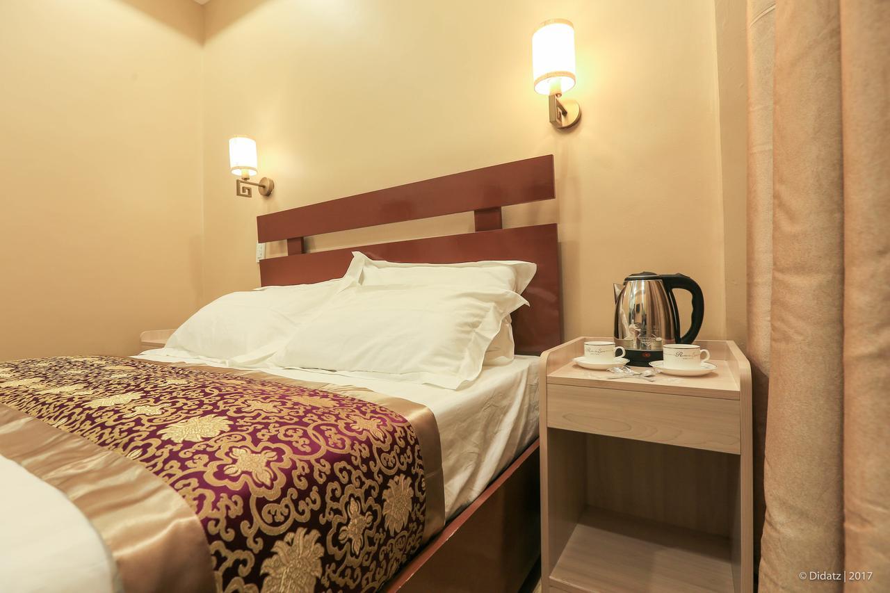 Southview Hotel Dumaguete City Екстер'єр фото