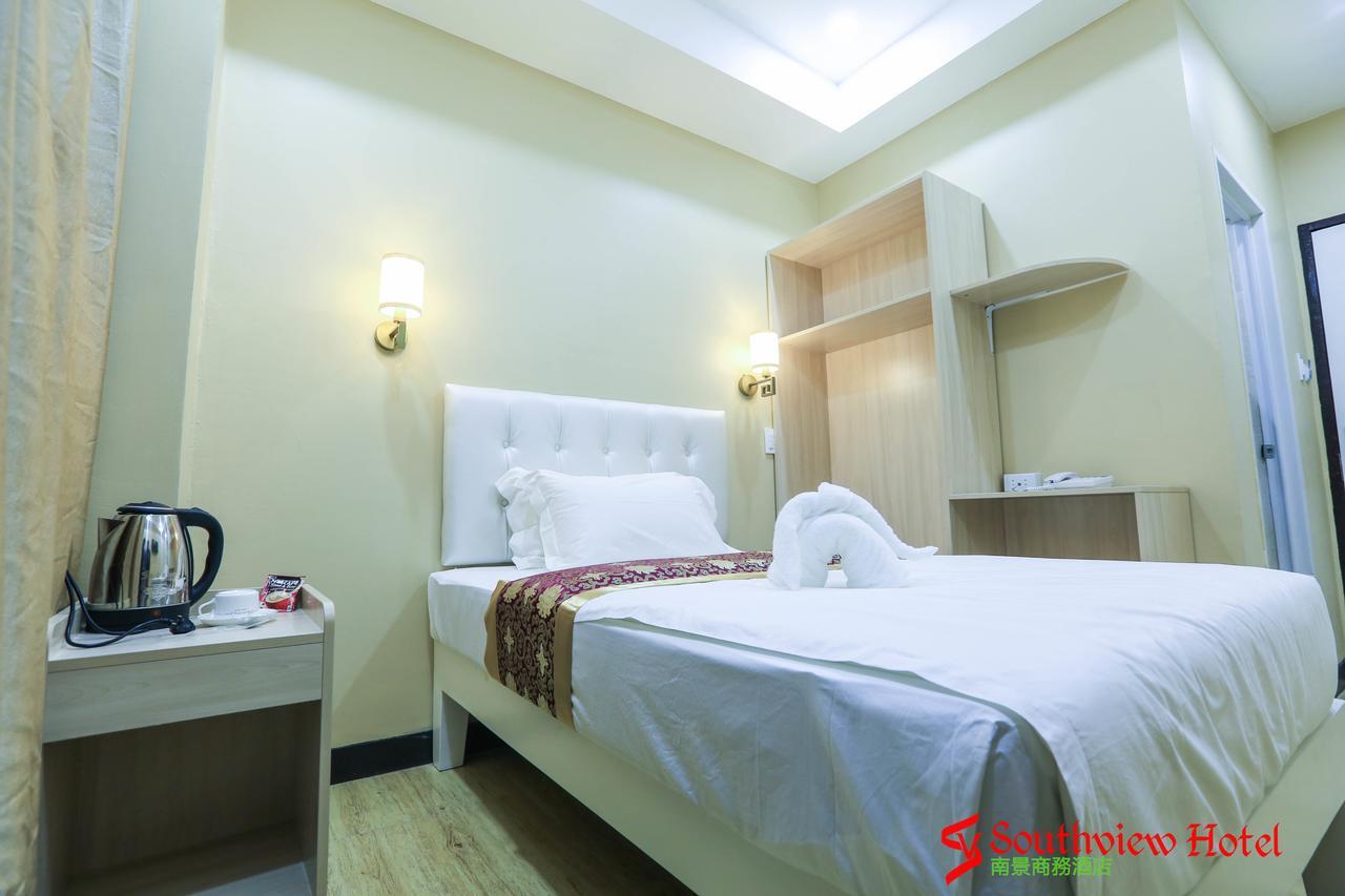 Southview Hotel Dumaguete City Екстер'єр фото